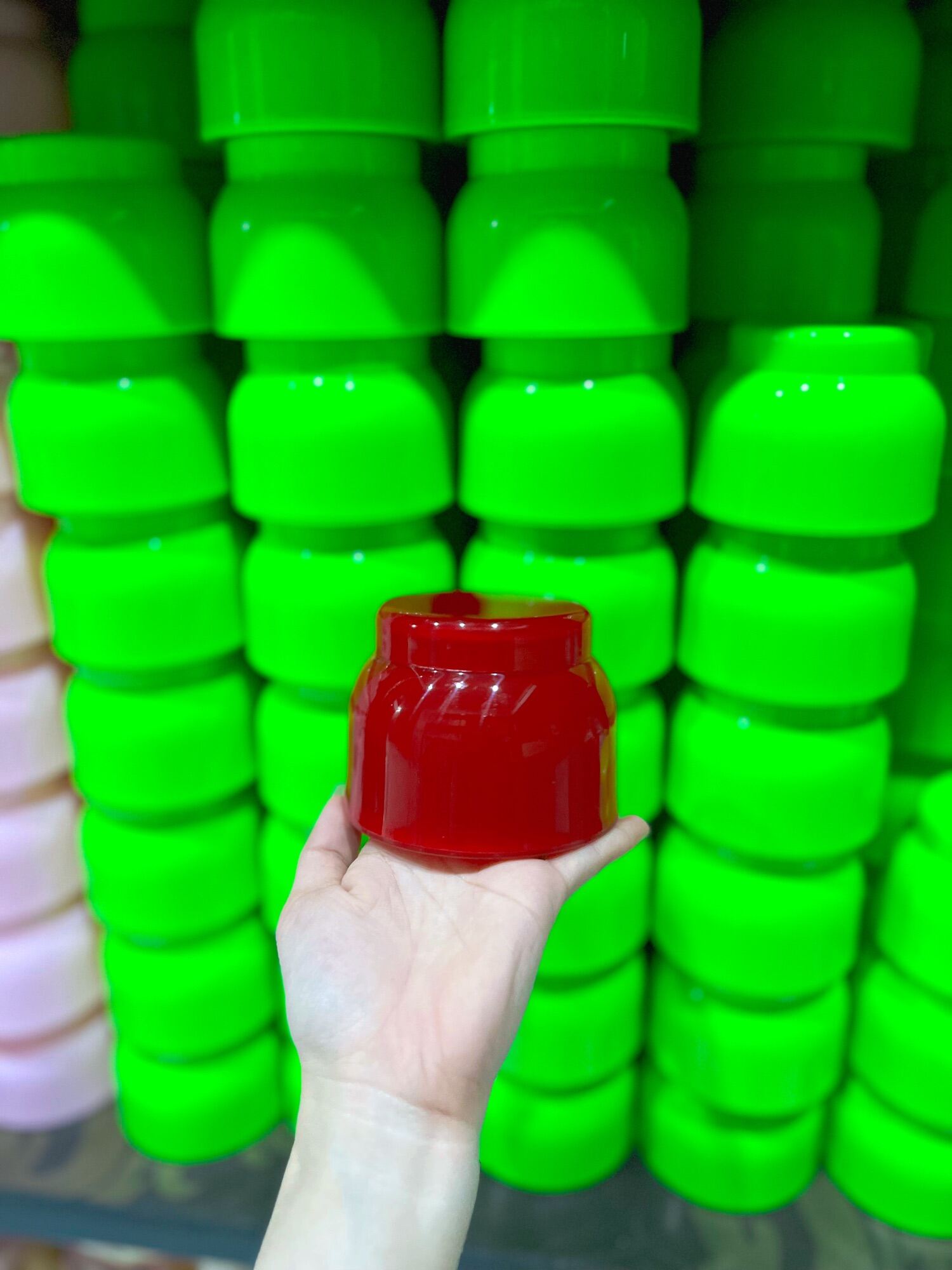 [HCM]Lẻ hủ đựng kem 200g màu trắng đục