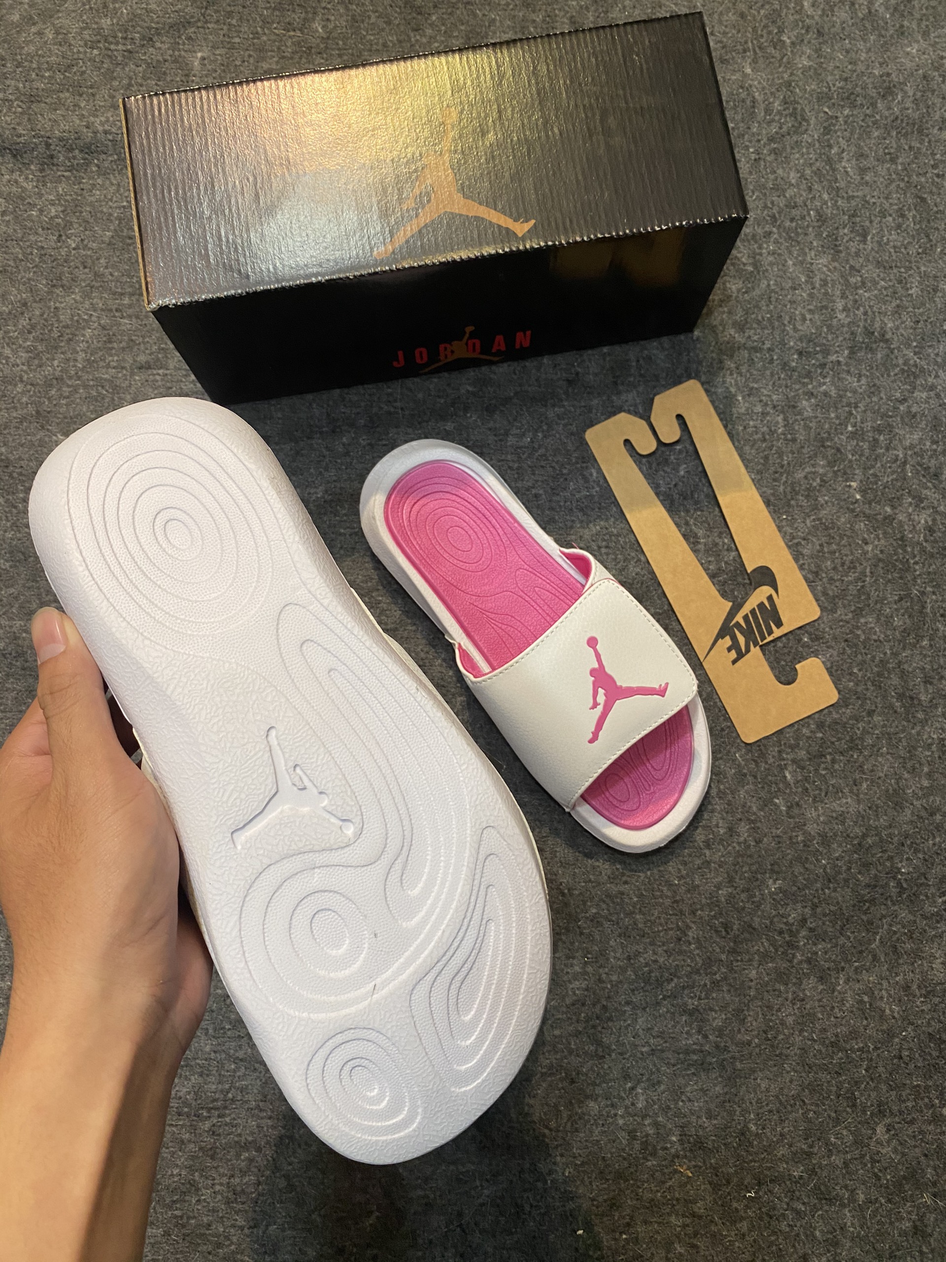 Dép Jordan 6 Nữ  - Trắng Hồng