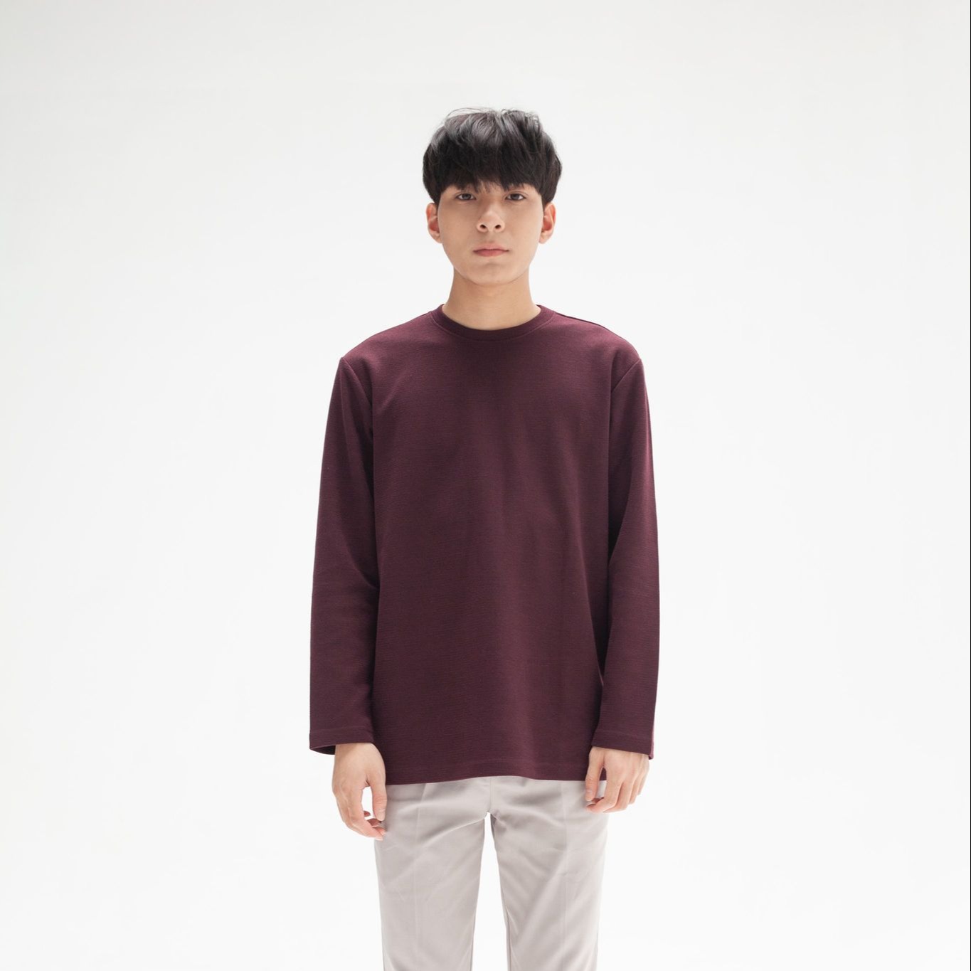 Áo Nỉ Dài Tay Look Max Sweater