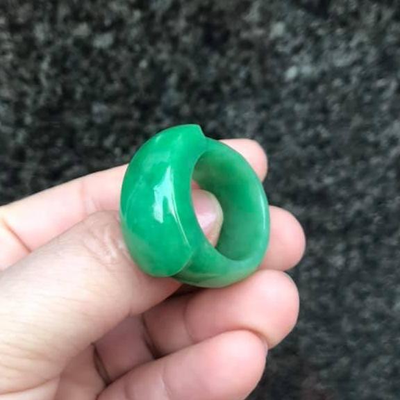 [HCM]NHẪN YÊN NGỰA CẨM THẠCH MẪU LỚN [SIZE 22-23]