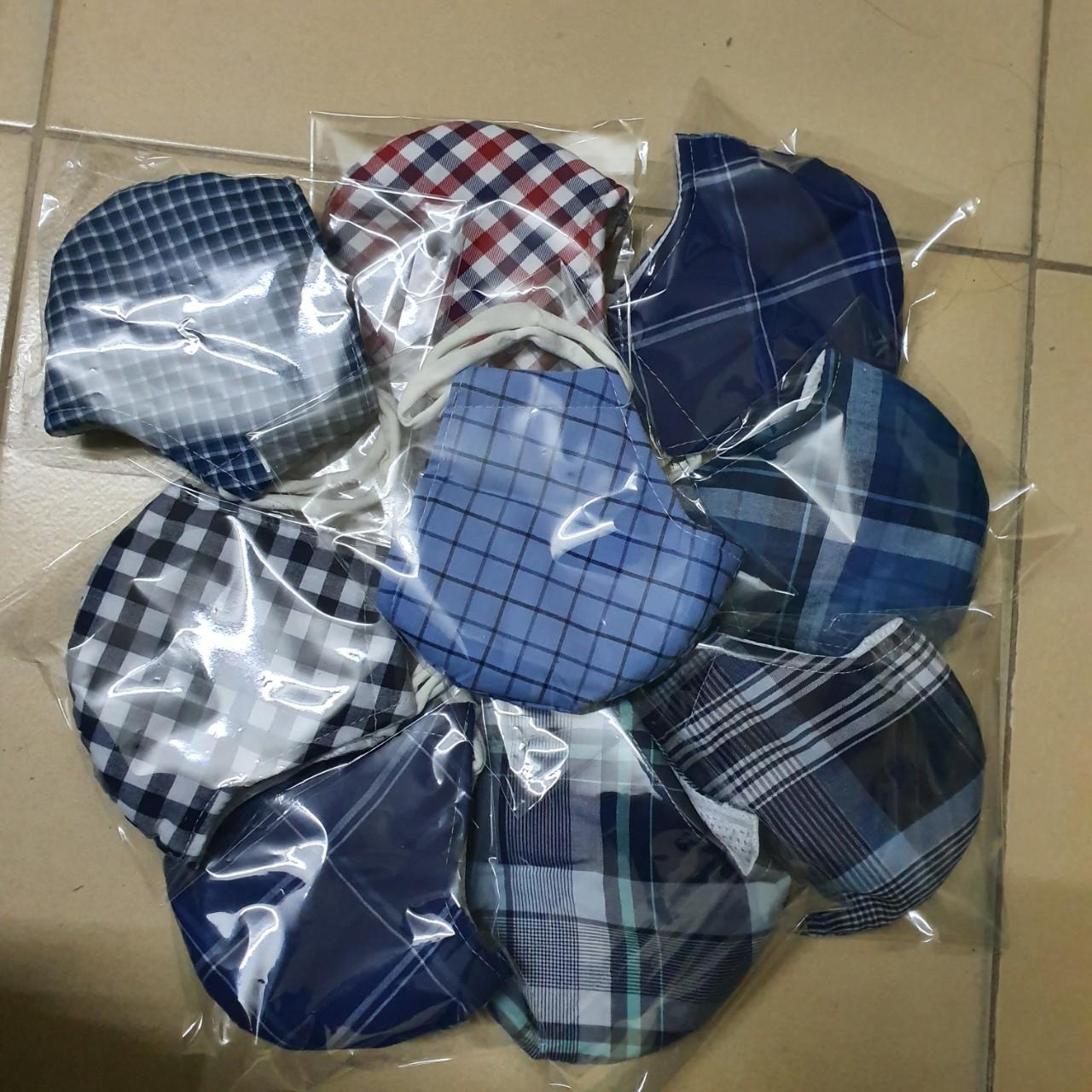 combo 10 Khẩu trang vải kẻ caro