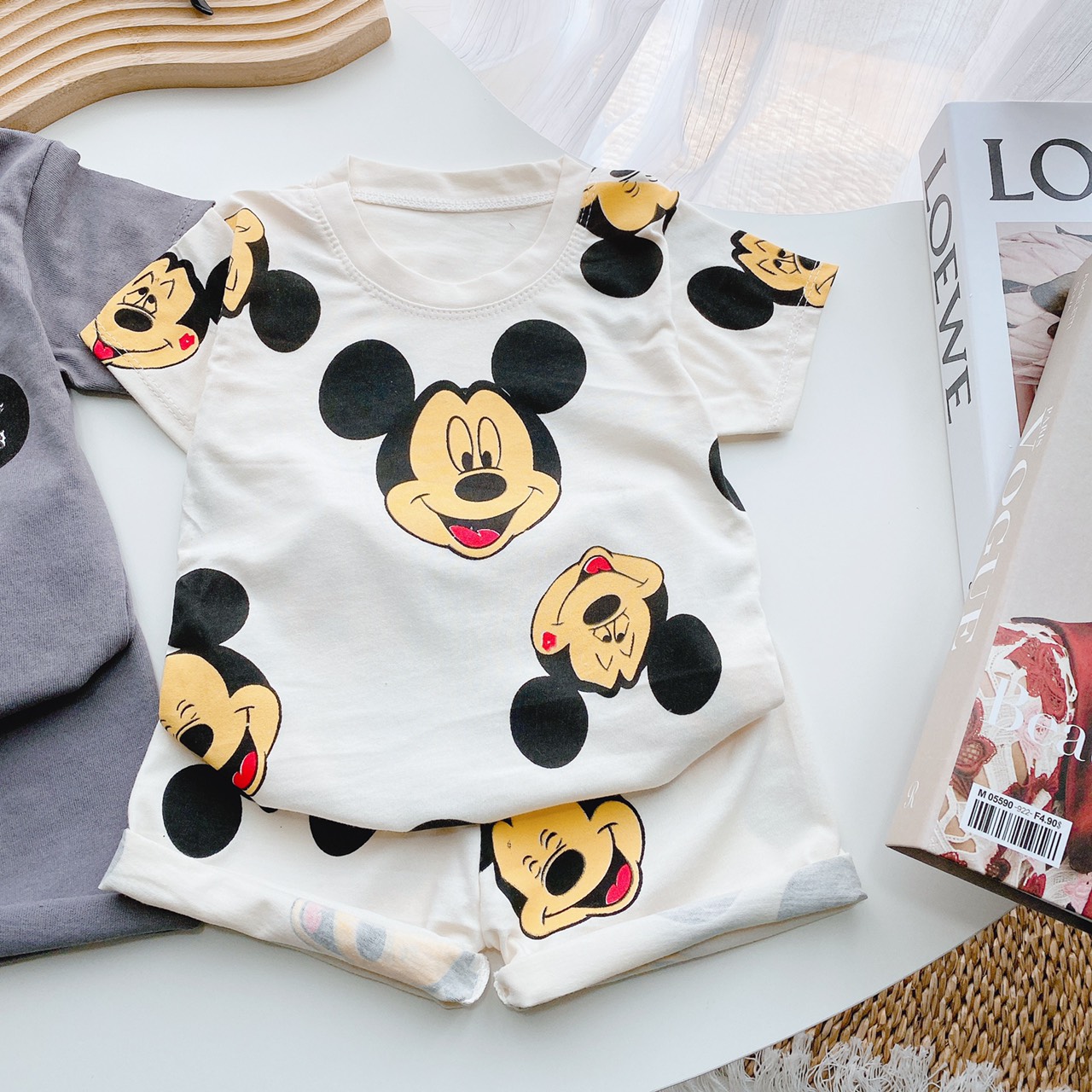 BỘ MICKEY 2 MÀU CHO BÉ 8-18Kg