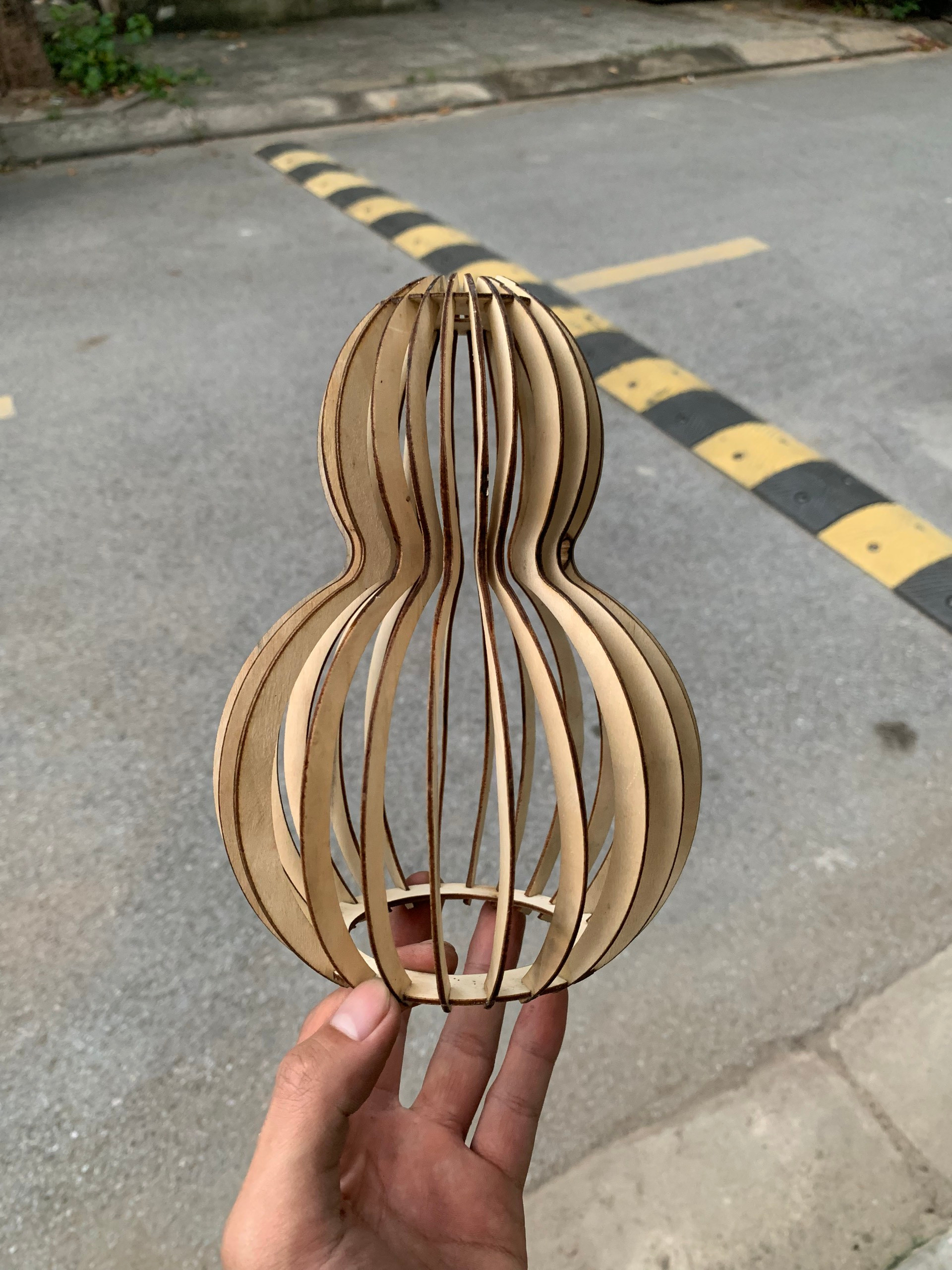 Đèn gỗ dáng hồ lô, đèn gỗ hồ lô