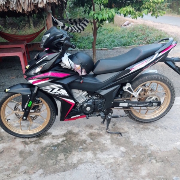 Tem rời winner 150 mẫu GTR hồng dán xe đen decal