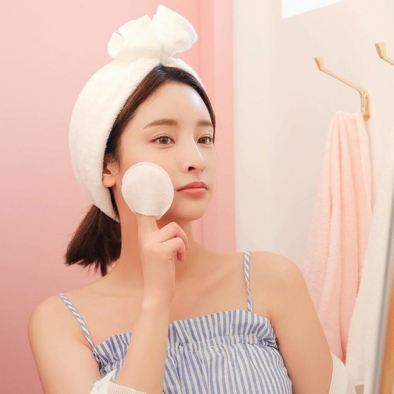Bông Tẩy Trang Emily Wattepads Đức - 120 Miếng