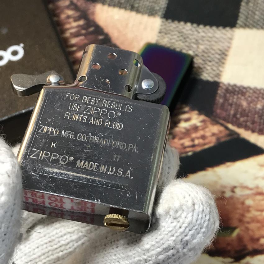 Zippo Spectrum (bảy màu) (không bao gồm xăng)