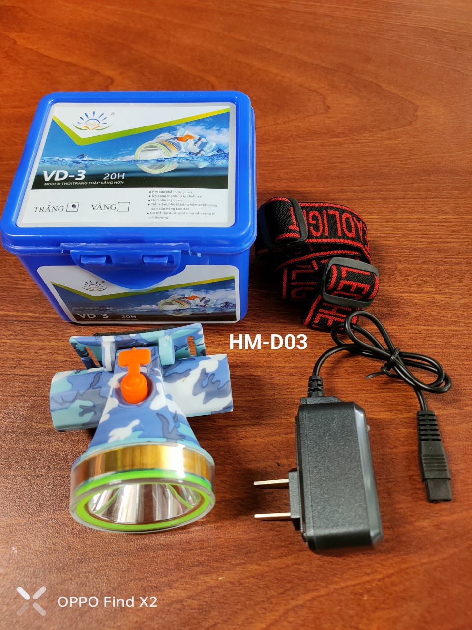 Đèn pin đội đầu siêu sáng chống va đập và chống nước tốt