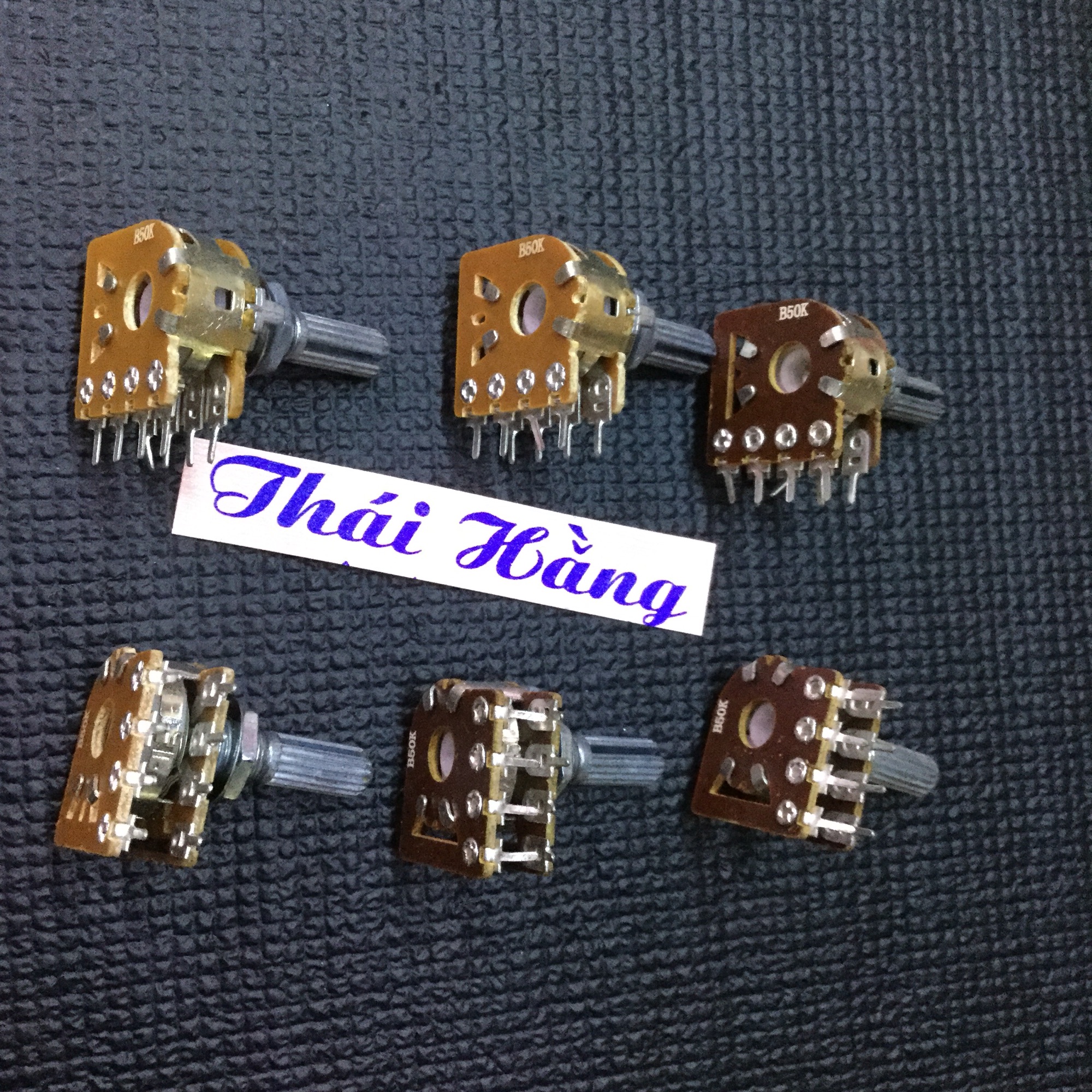 Volum chiết áp ampli 100 k-8 chân (5 chiếc)