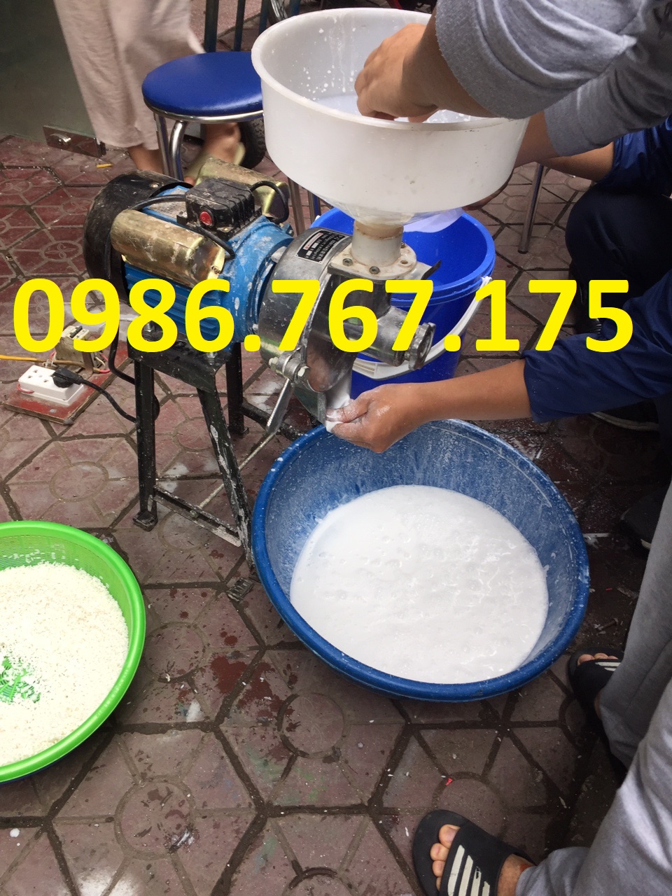 Máy xay bột gạo nước làm bánh xèo, bánh cuốn 2,2kw siêu mịn