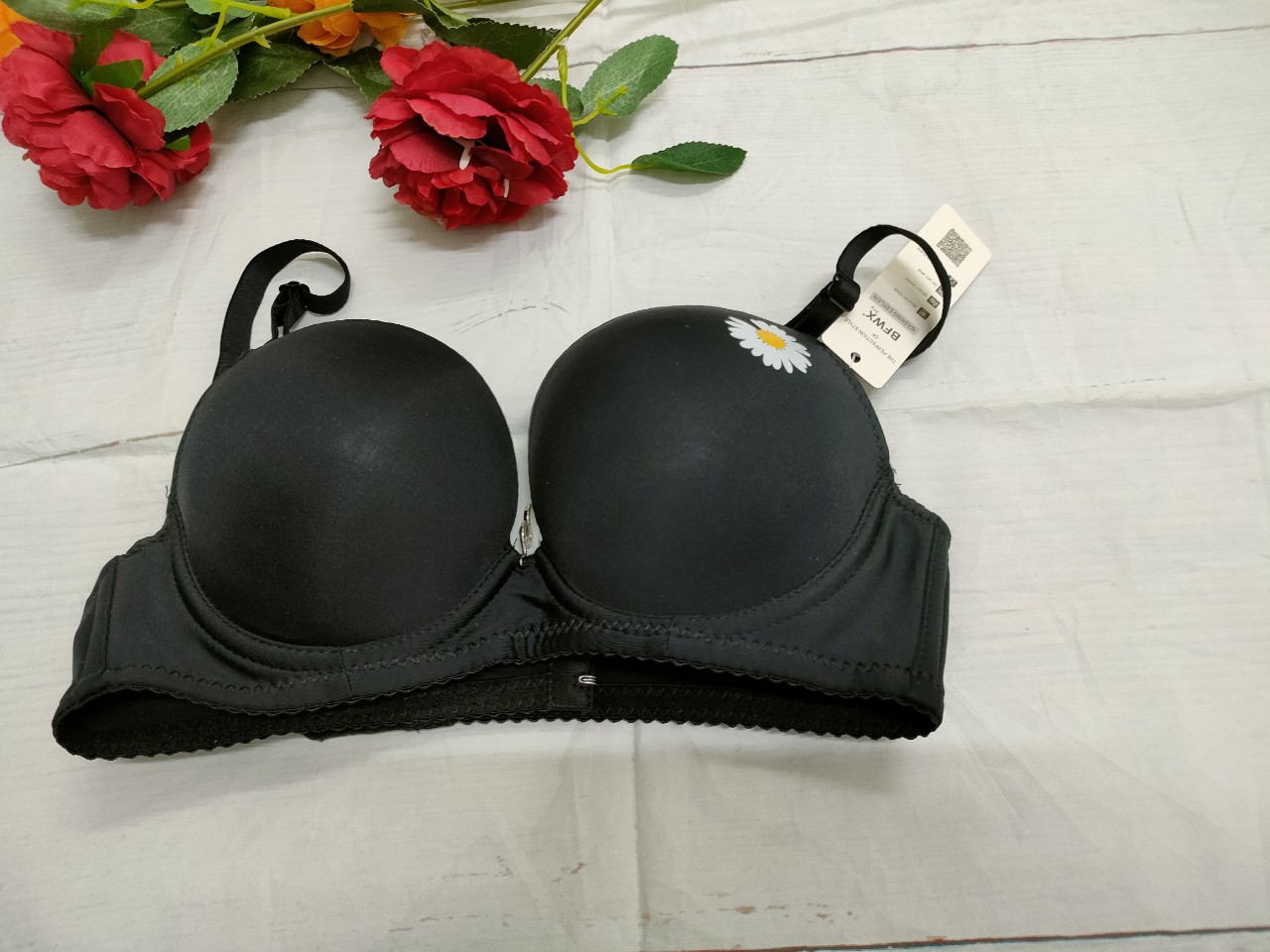 ÁO NGỰC CÓ GỌNG HOA CÚC