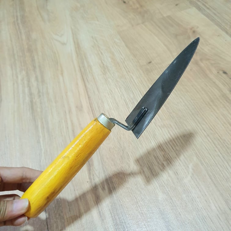 Bay Chỉ Dụng Cụ Thi Công Xây Dựng Lưỡi Thép Cán Gỗ 24x4cm Bay Nhỏ Có Thể Dùng Trong Việc Chăm Sóc Vườn Tượt