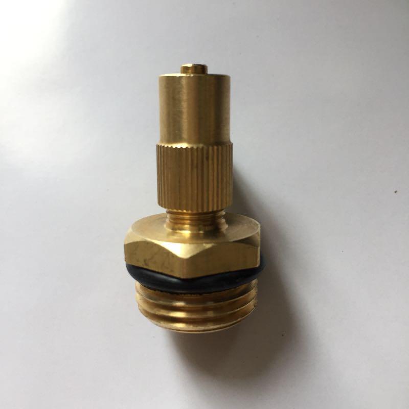 Đầu béc phun nước tưới cây bằng đồng