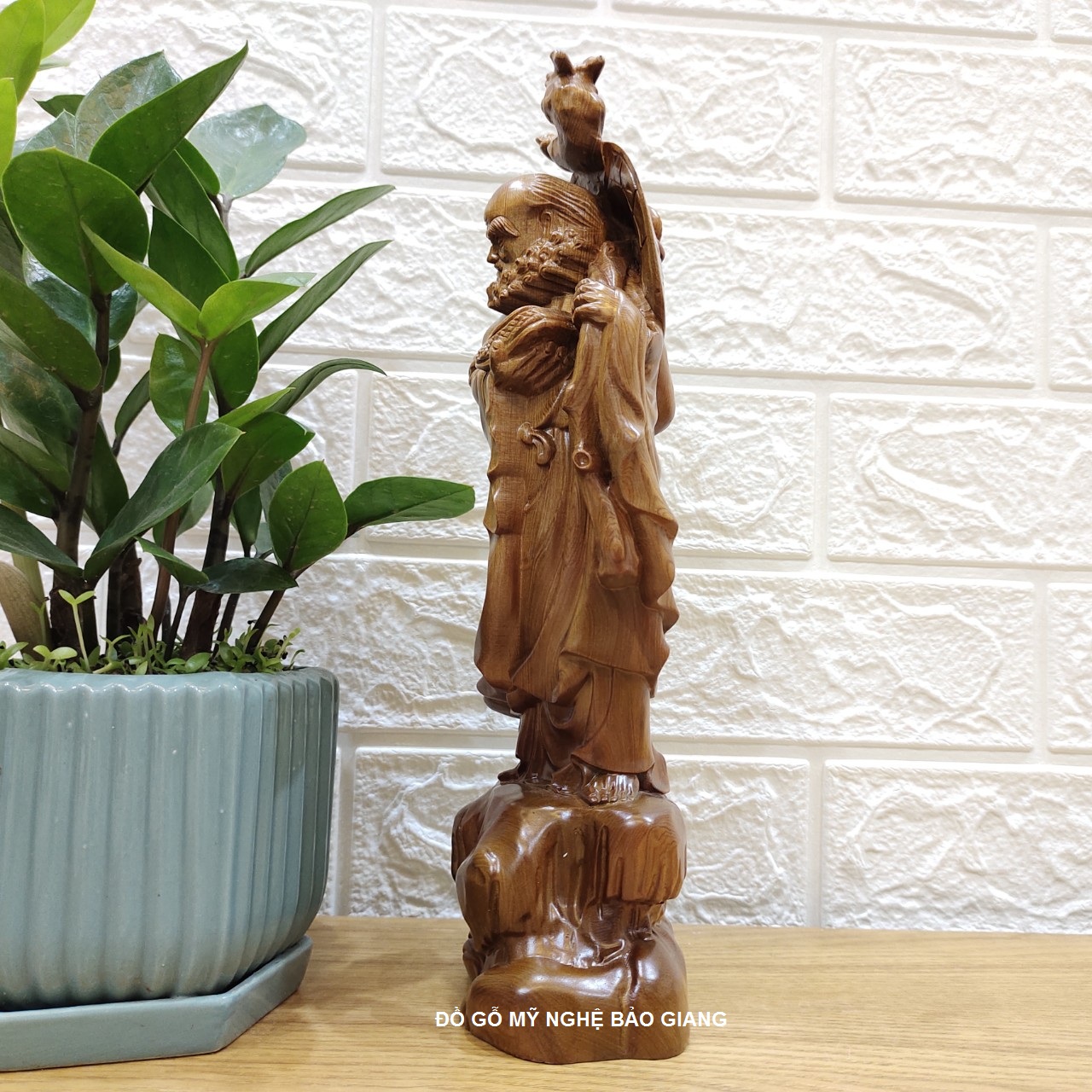 Tượng đạt ma sư tổ gỗ bách xanh