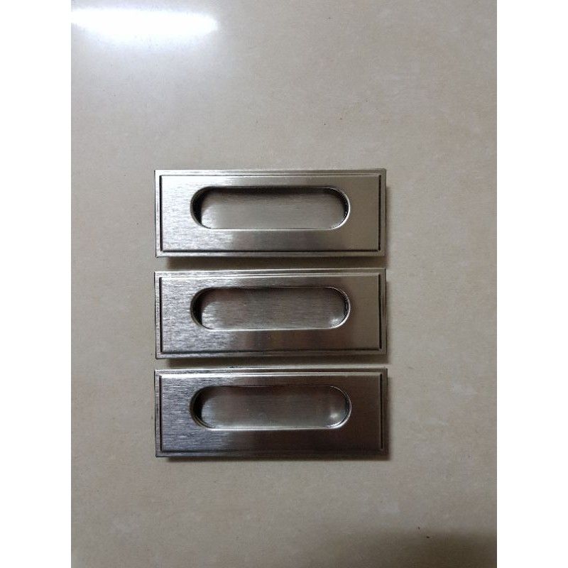 Tay nắm âm tủ bằng inox