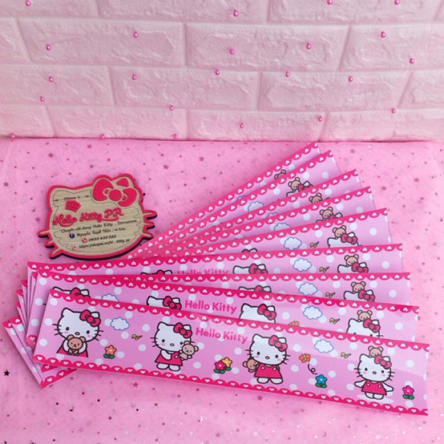 Dán viền tường trang trí Hello Kitty