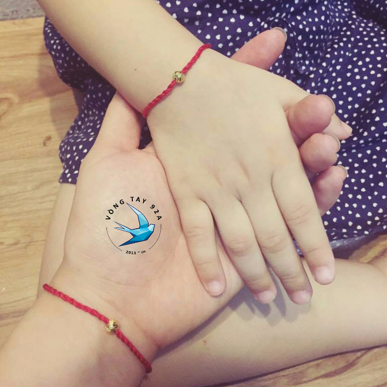 VÒNG TAY CHỈ ĐỎ MAY MẮN + CHARM MẠ VÀNG 24K