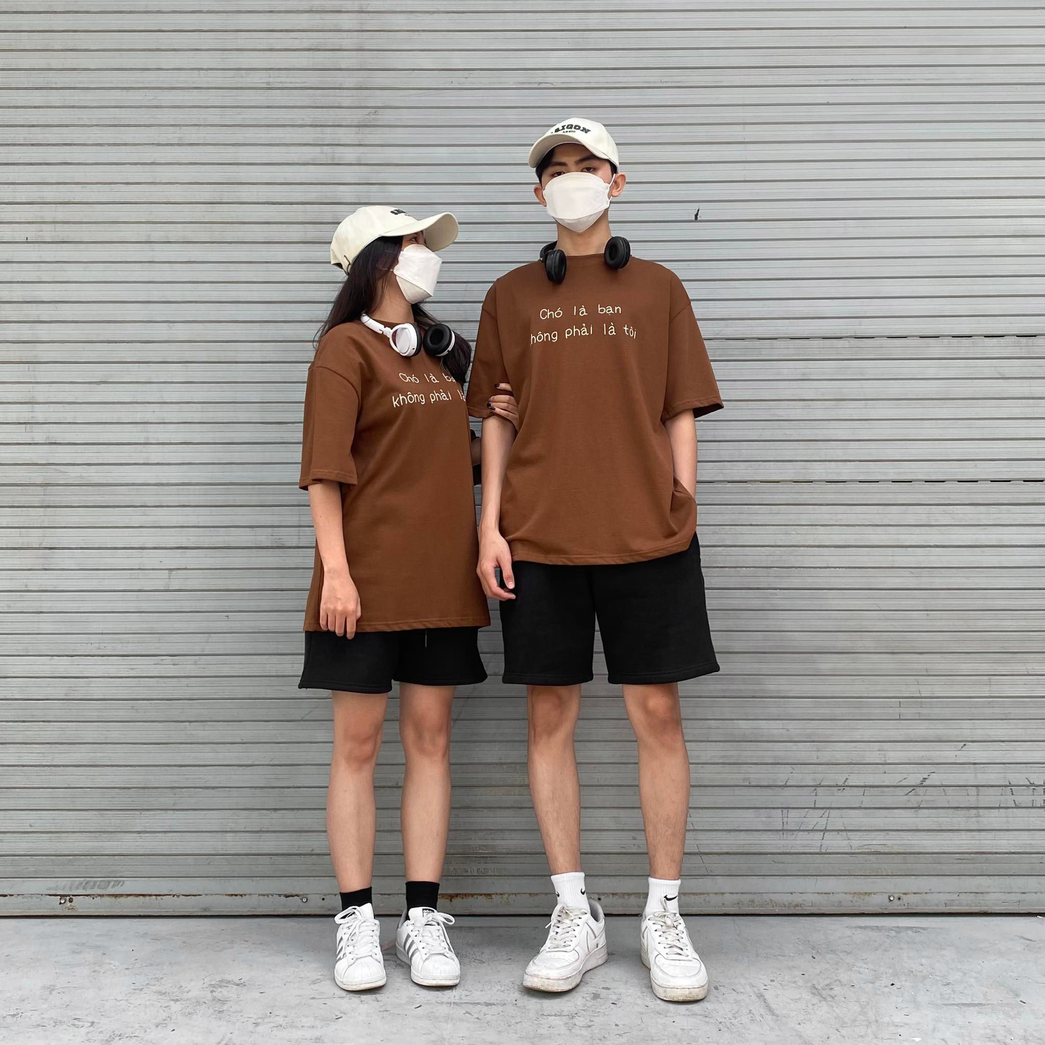 ÁO THUN FF CHÓ VÀ BẠN TEE