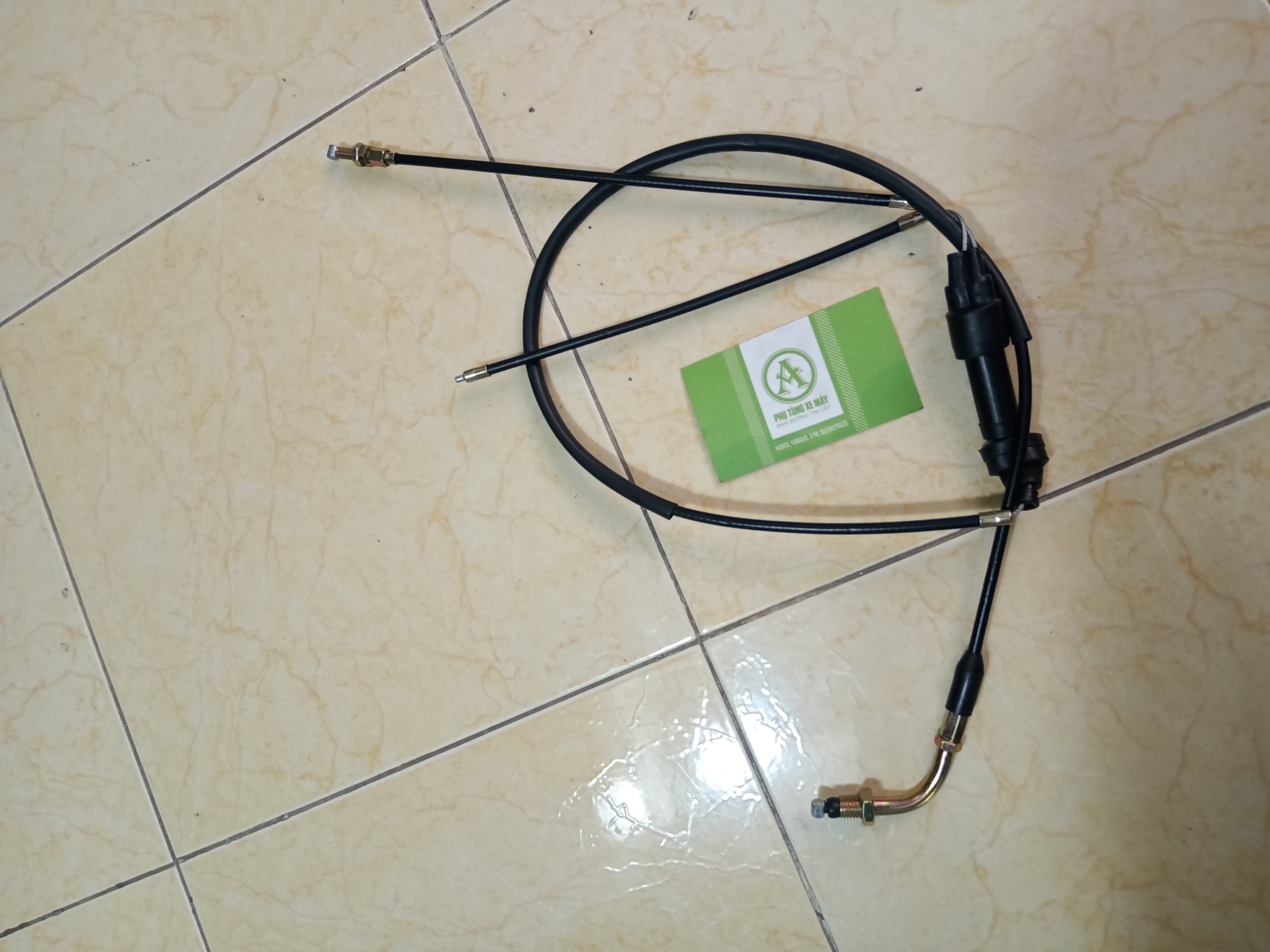 Double Throttle Cable of the 250Cc Three-Wheeled Fuel Tank (3-Wheeled Vehicle)