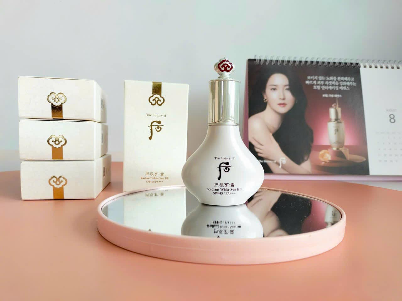 Kem nền kem lót, kem che khuyết điểm dưỡng da, chống nắng kim cương BB Whoo trắng- Radiant white Brighterning BB SPF45/PA+++ 40ml