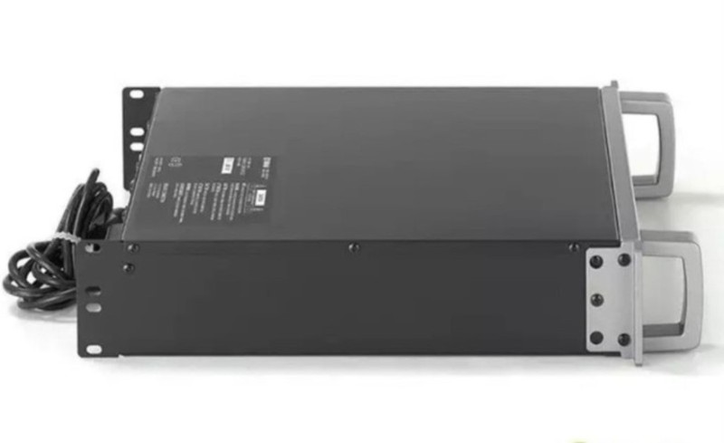 Cục đẩy công suất loại 1 YAMAHA P5000S