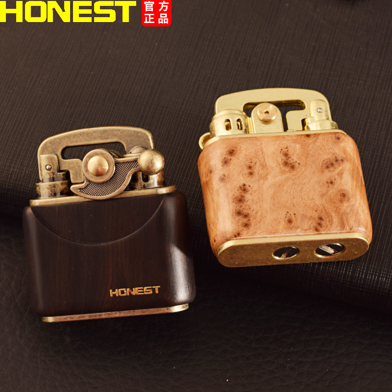 Bật lửa đá xăng Honest màu vân gỗ kiểu dáng mới
