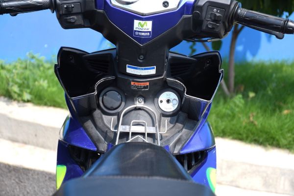 hộc đựng đồ ex 150 2019