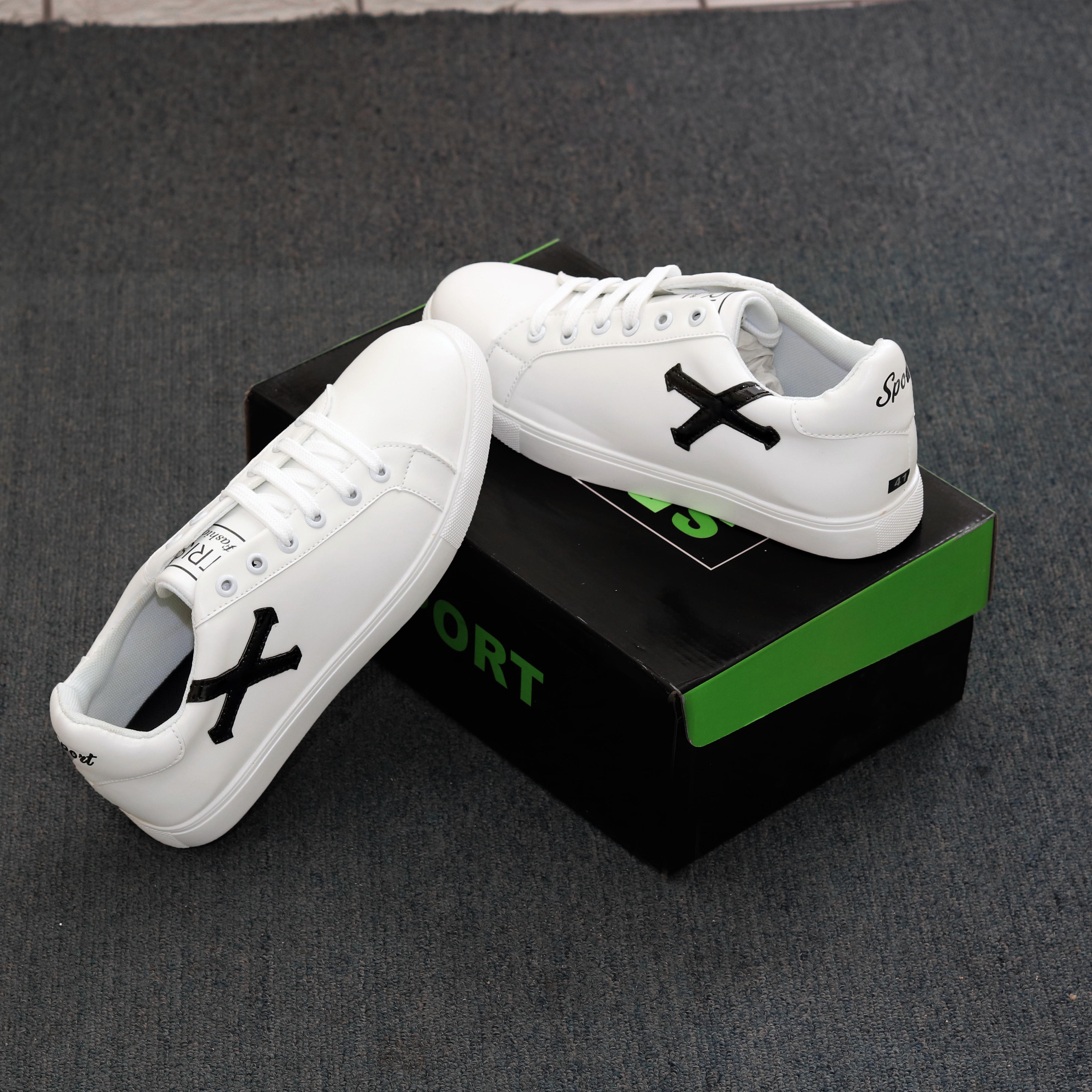 Giày sneaker thể thao nam cổ thấp
