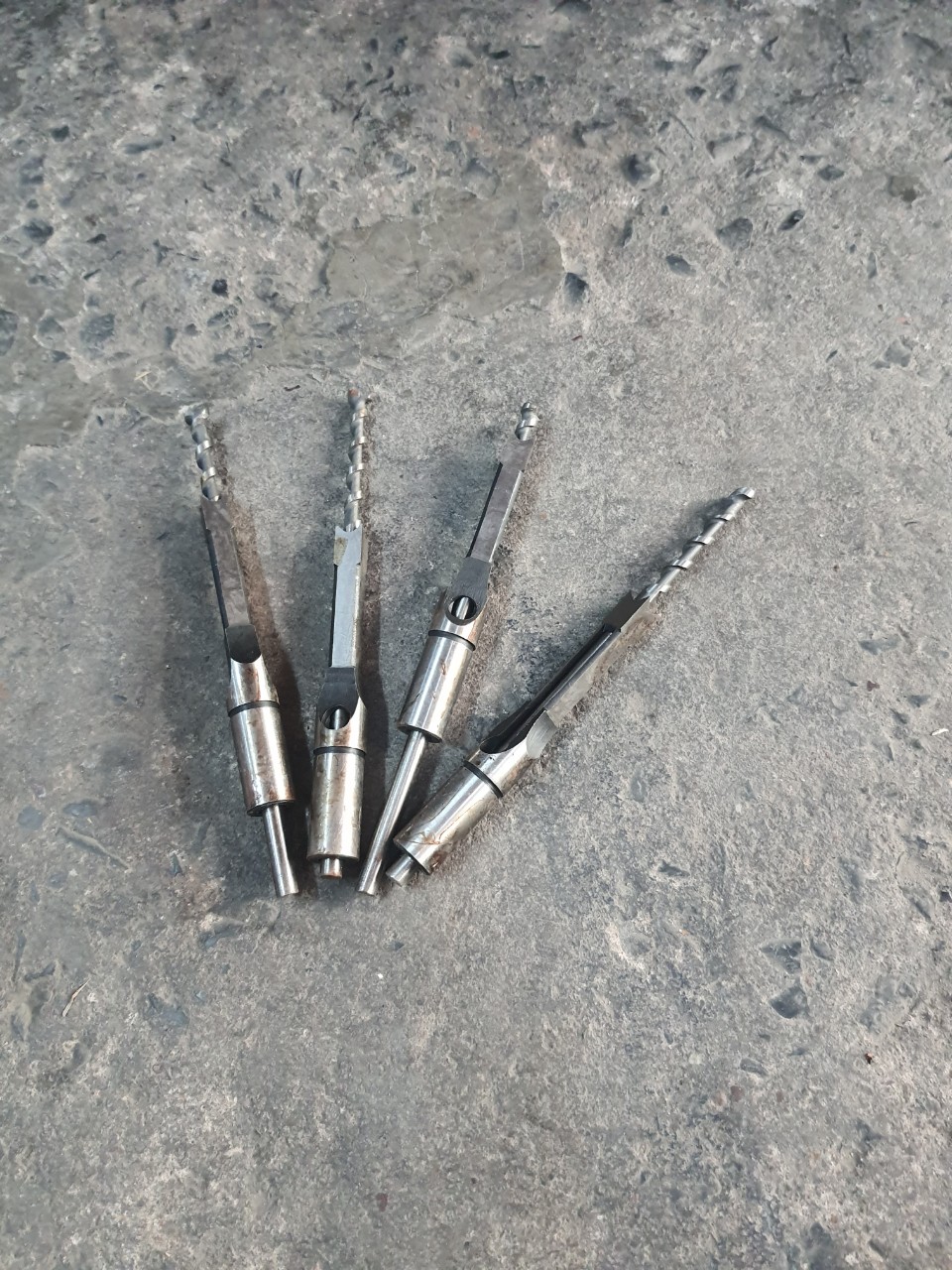 Mũi khoan gỗ khoan mộng vuông.khoan lổ vuông