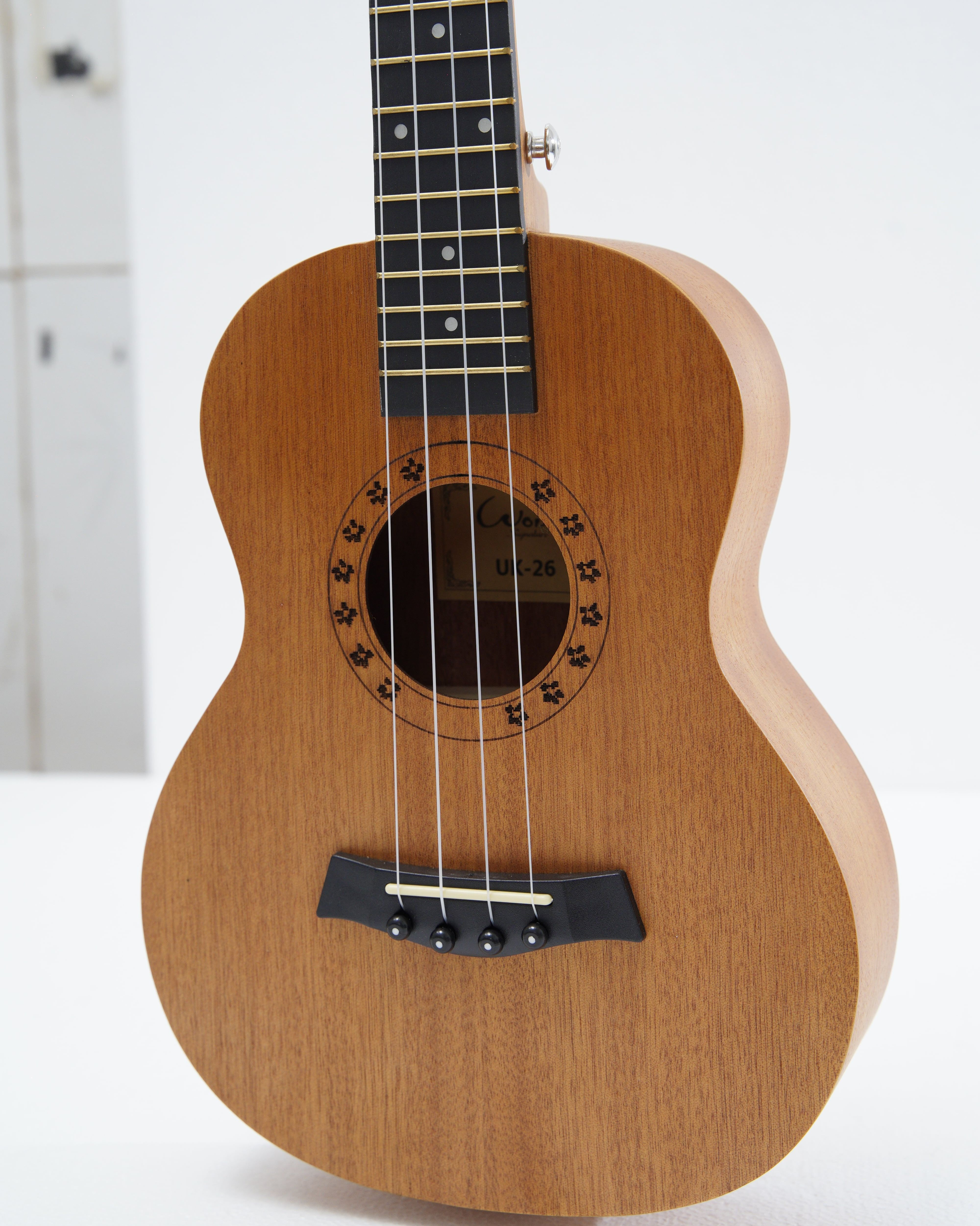 Đàn Ukulele Concert size 23 - Gỗ sáng