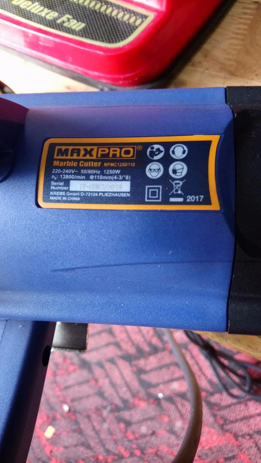 Máy Cắt Gạch MAXPRO MPMC1250/110