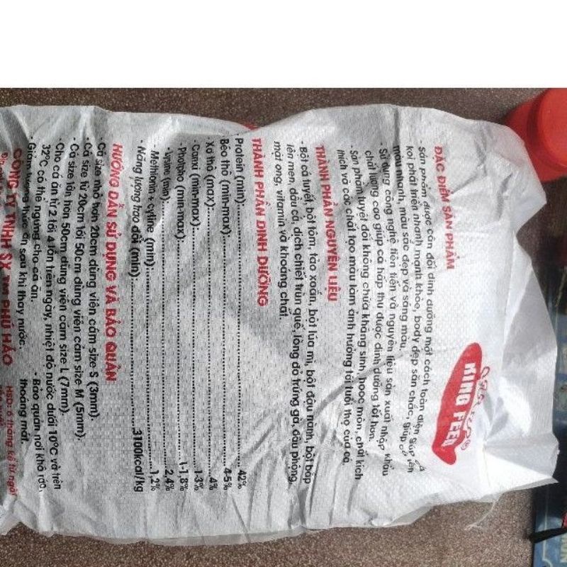 1kg cám cá Koi King feed 42% đạm ( Túi triết 1kg)