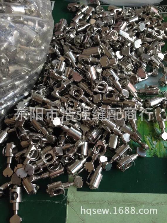 ÔM KIM MÁY MAY GIA ĐÌNH CON BƯỚM – 2 CÁI