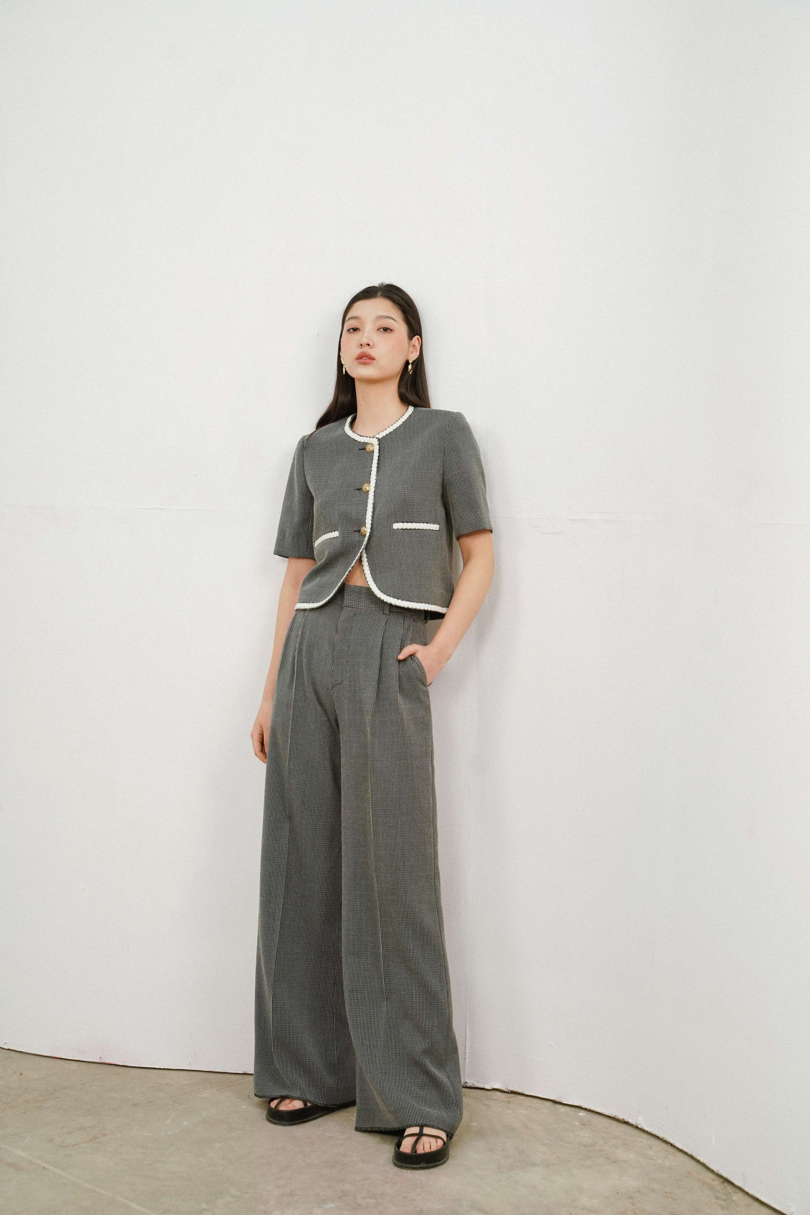 ÁO KHOÁC CỘC TAY - CELINA JACKET