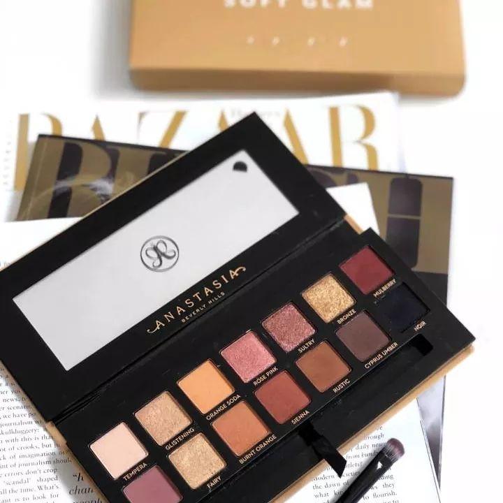 Bảng Mắt 14 Ô SOFT GLAM
