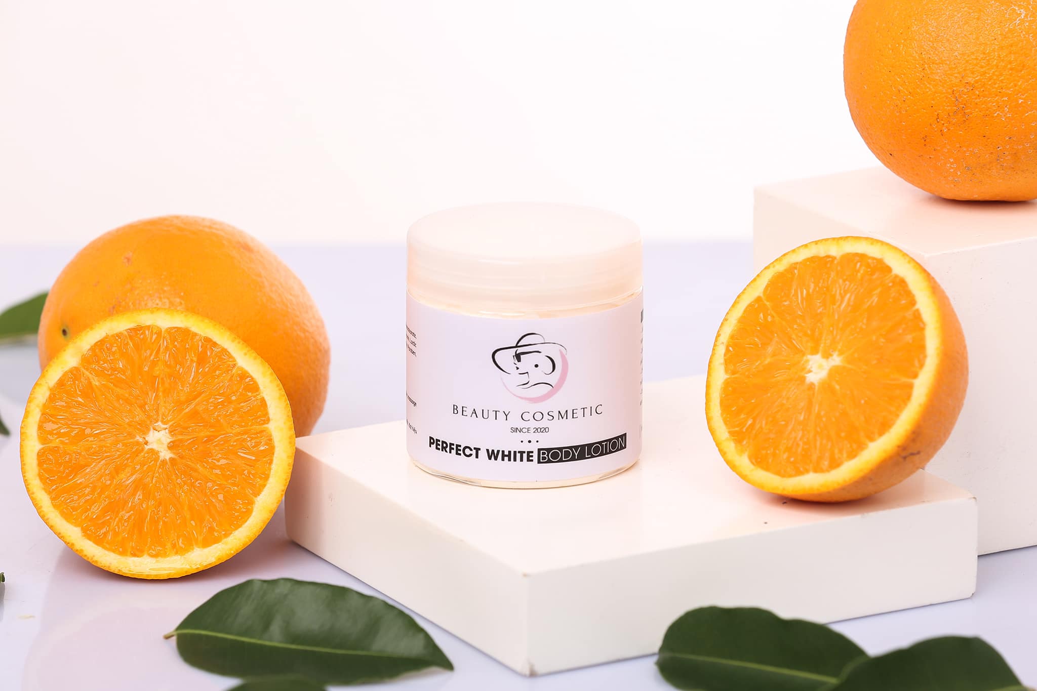 [200GRAM] KEM DƯỠNG TRẮNG DA PERFECT WHITE BODY LOTION