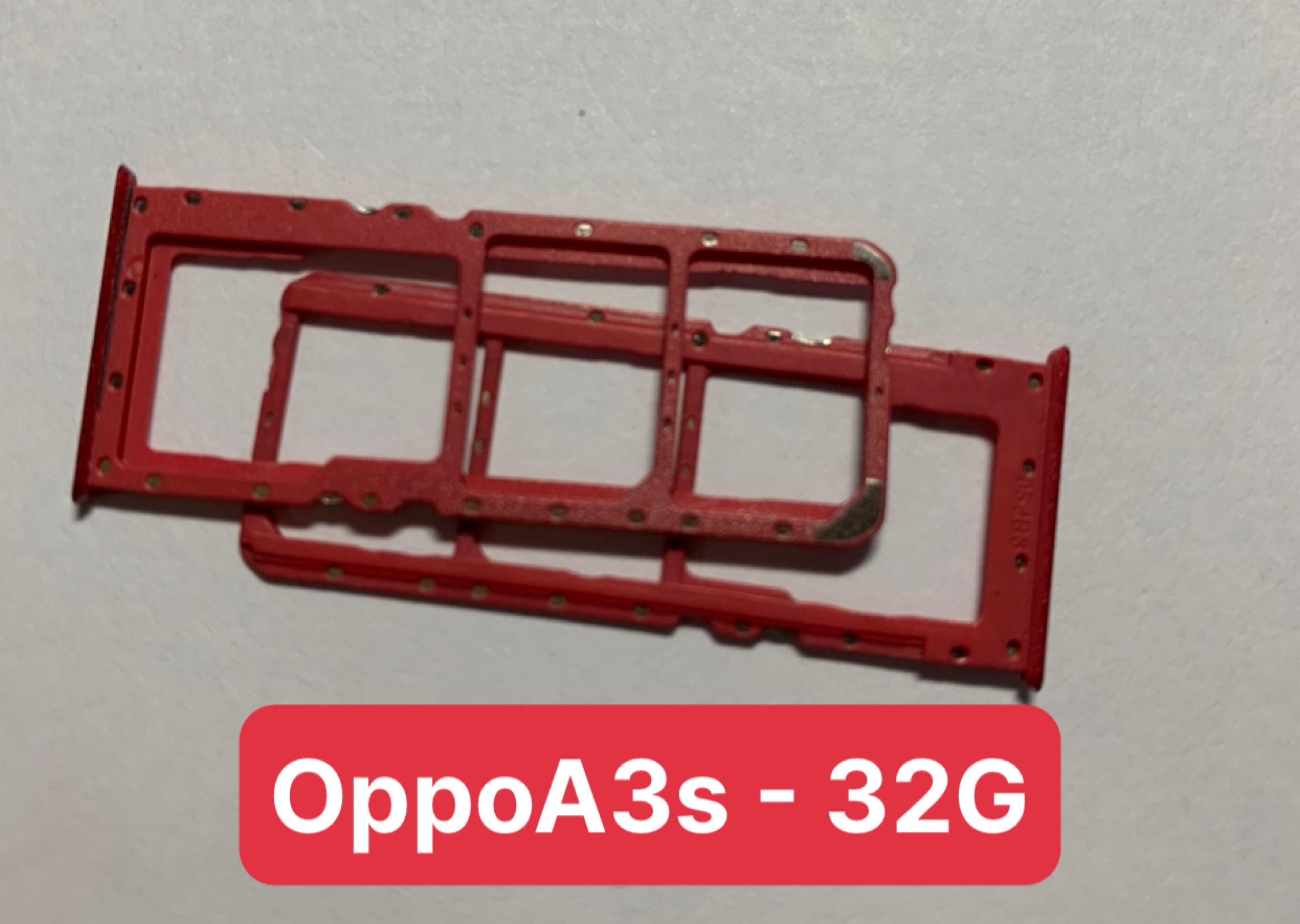 Khay sim điện thoại oppo A3s 32G ( bản lỗ chọc sim trên)