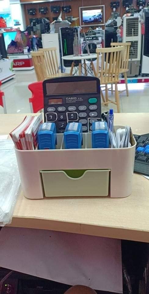 KỆ ĐỰNG MĨ PHẨM NHỰA MINI CÓ NGĂN KÉO