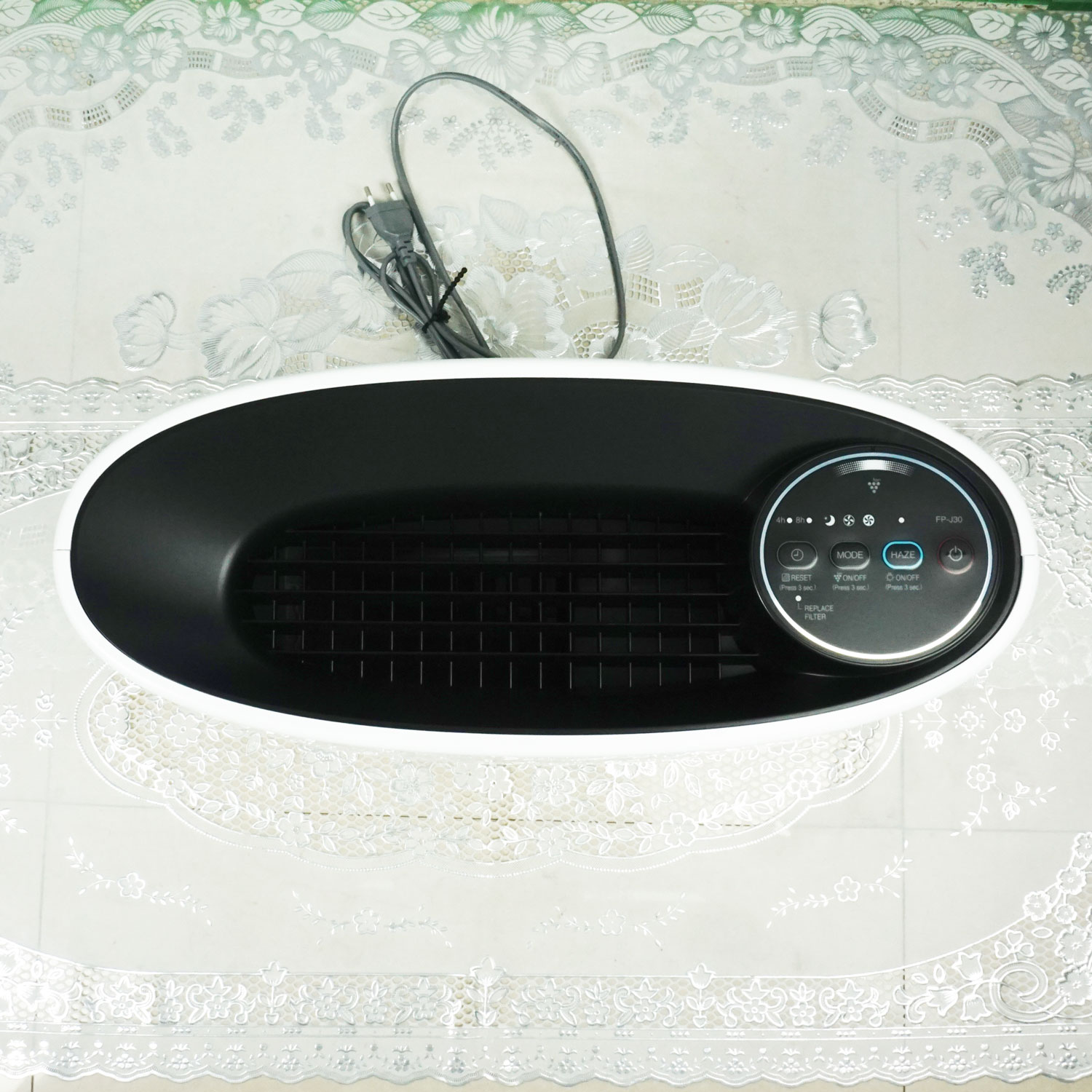 Máy lọc không khí Sharp FP-J30E ion plasma diệt khuẩn vi rút , khử mùi, diện tích lọc 23m2 - Bảo hành 12 tháng