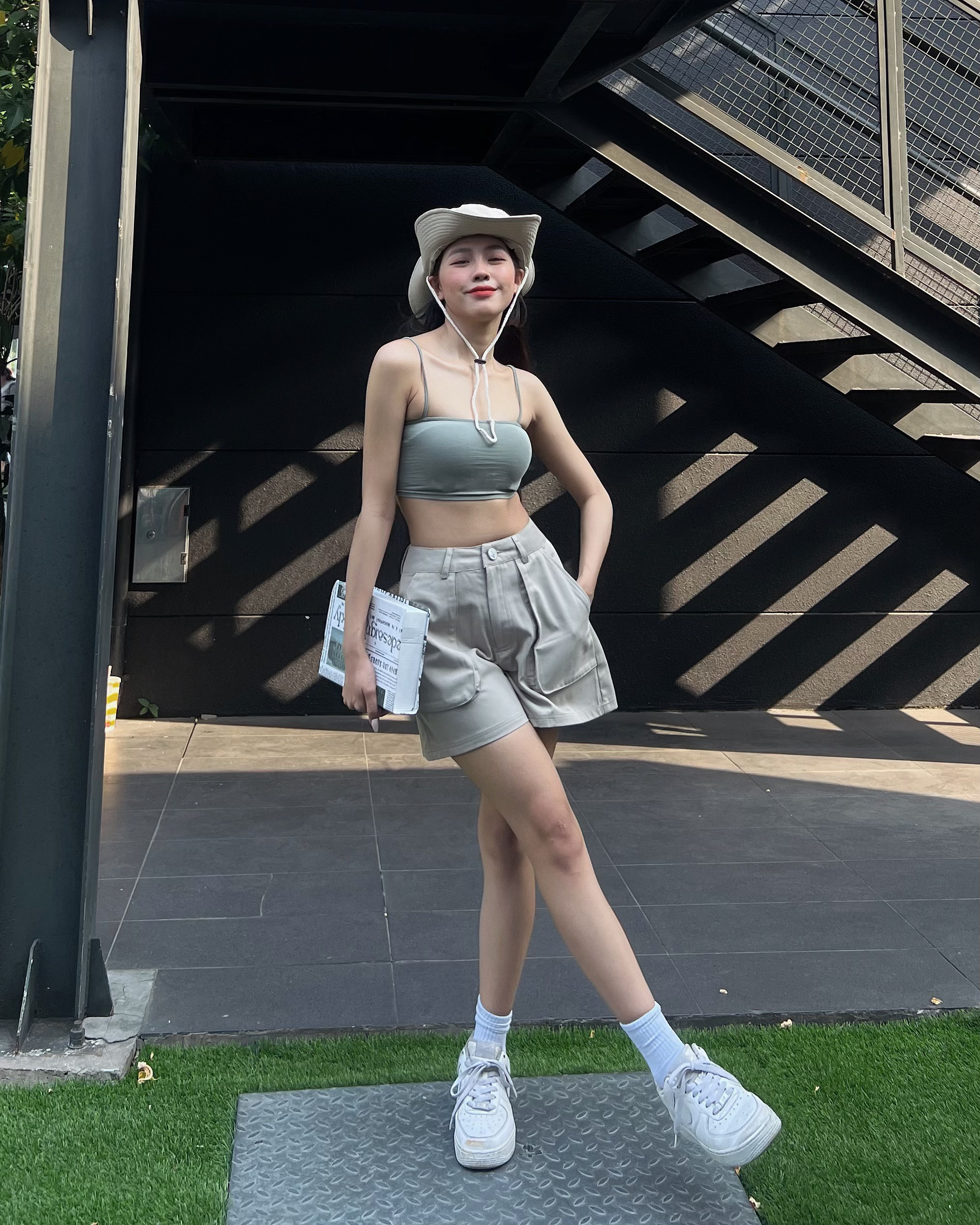 Quần Short Nữ Kiểu Basic Cạp Cao Chất Liệu Kaki Dày Dặn 2AM