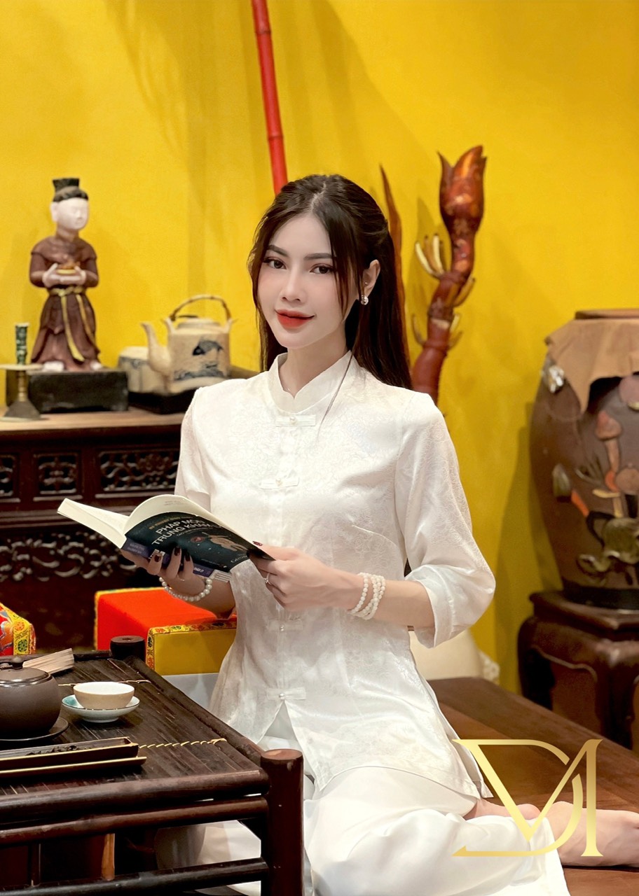 Bộ đồ lam đi chùa lụa cổ tàu tay lửng, bộ phật tử pháp phục đi chùa tay lỡ chất lụa gấm cao cấp 3 màu s018