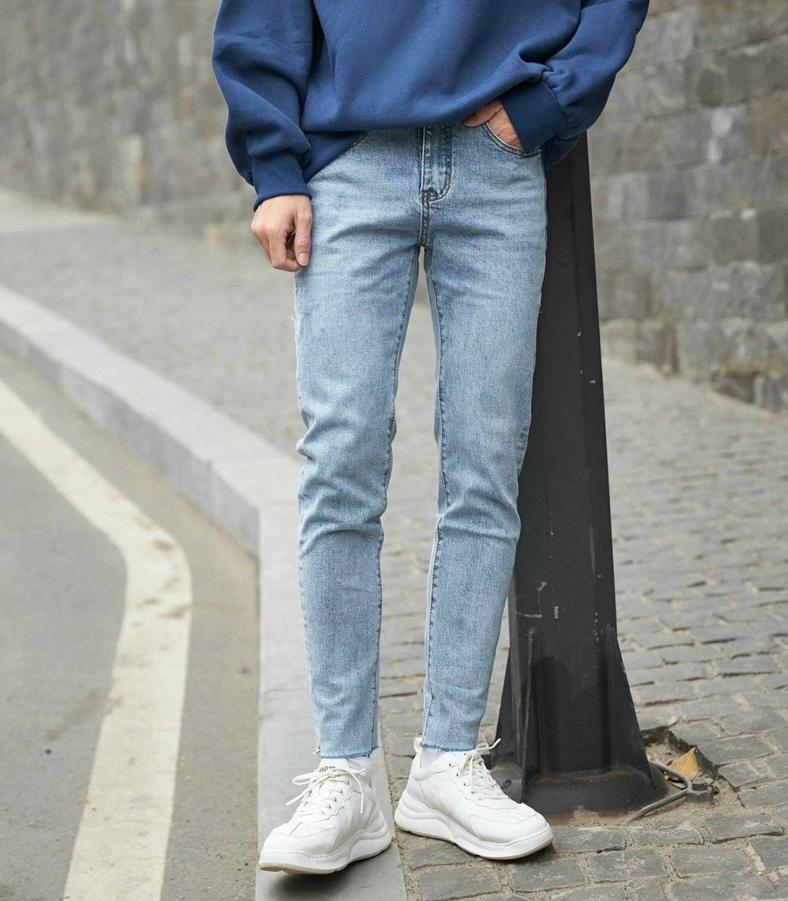 Quần Jean Skinny Rách Gấu Bụi Bặm Unisex