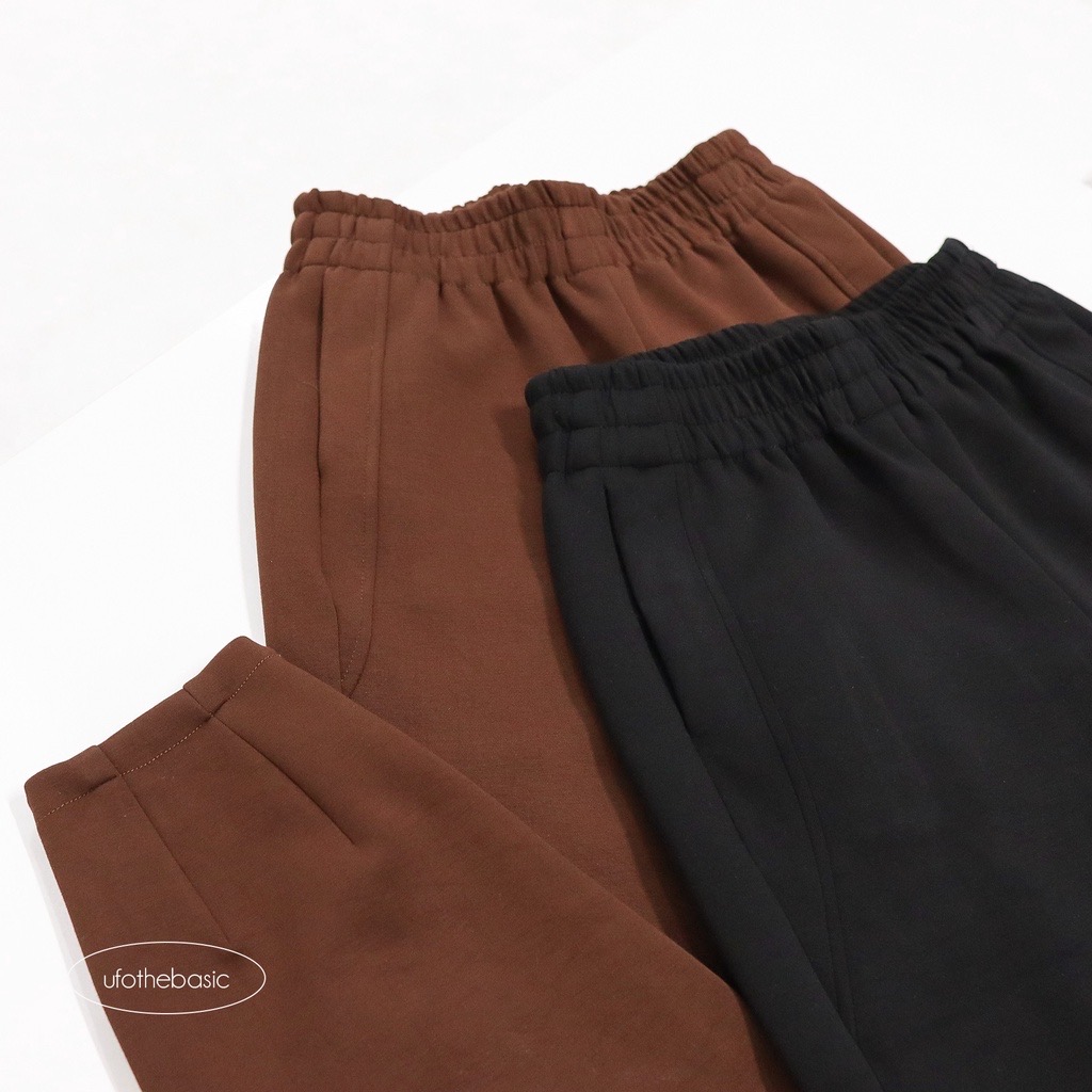 [Nhập LAZLOOK99 GIẢM 100K/500K] Quần nỉ ống baggy trơn lưng chun - by ufo.thebasic