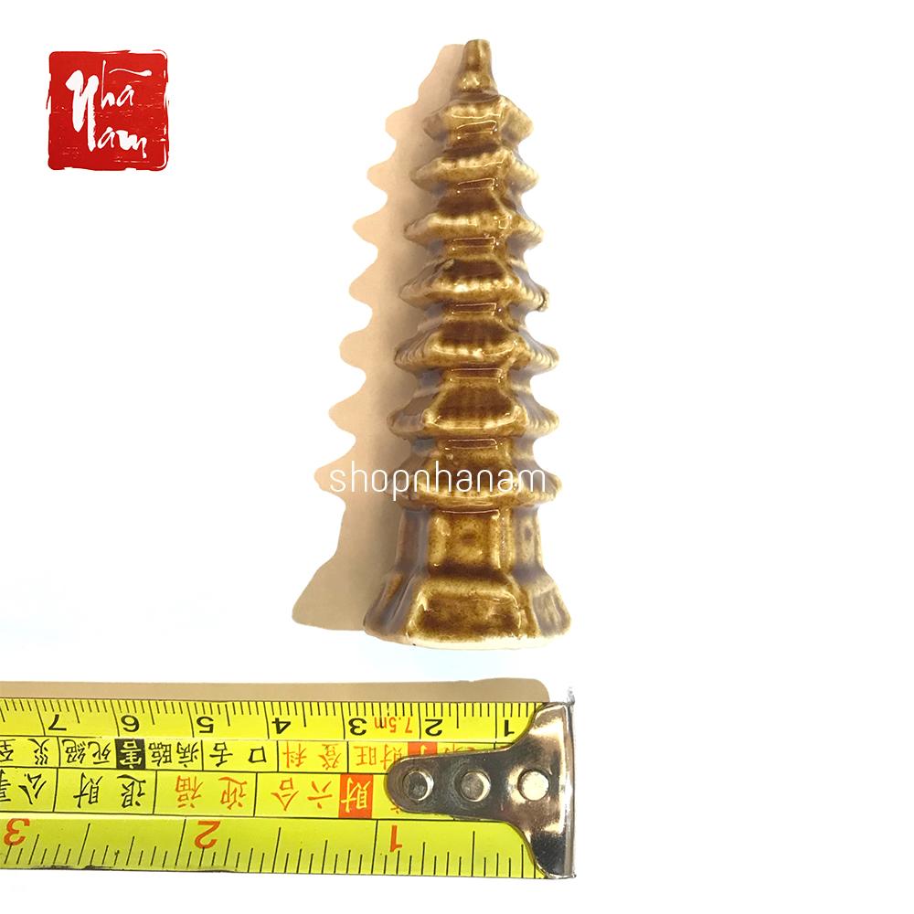 Tháp chùa vàng phụ kiện thác nước phong thủy