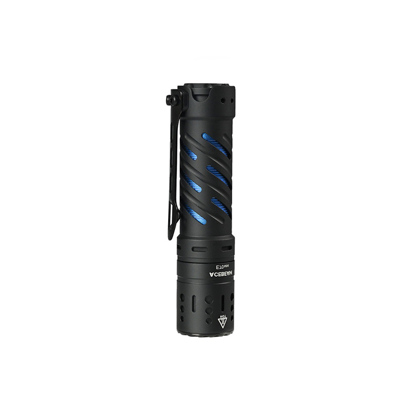Đèn pin ACEBEAM E70 Mini độ sáng 2000 lumen chiếu xa 153m (CRI90)