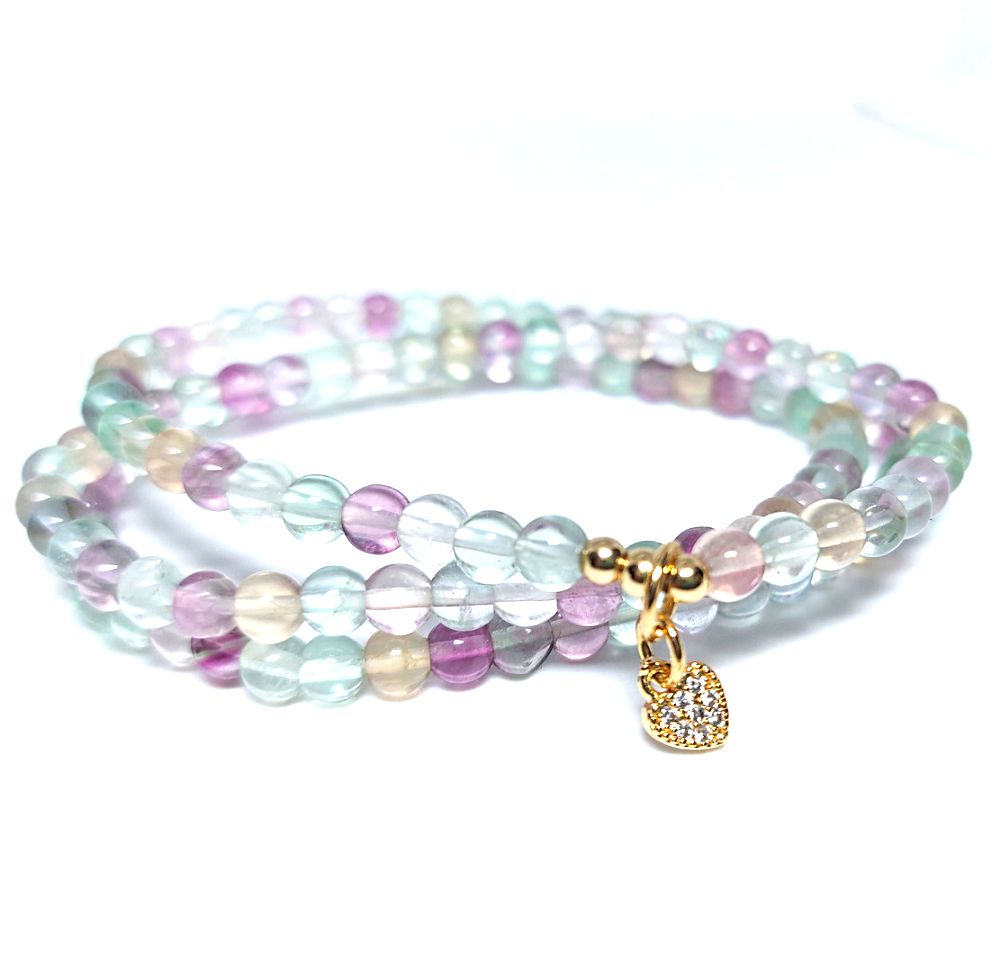 Vòng tay Thạch Anh Ngũ Sắc 4 li phối Charm Trái Tim May Mắn Thịnh Vượng, Hợp Tất Cả Mệnh | Hoa Minh Gem