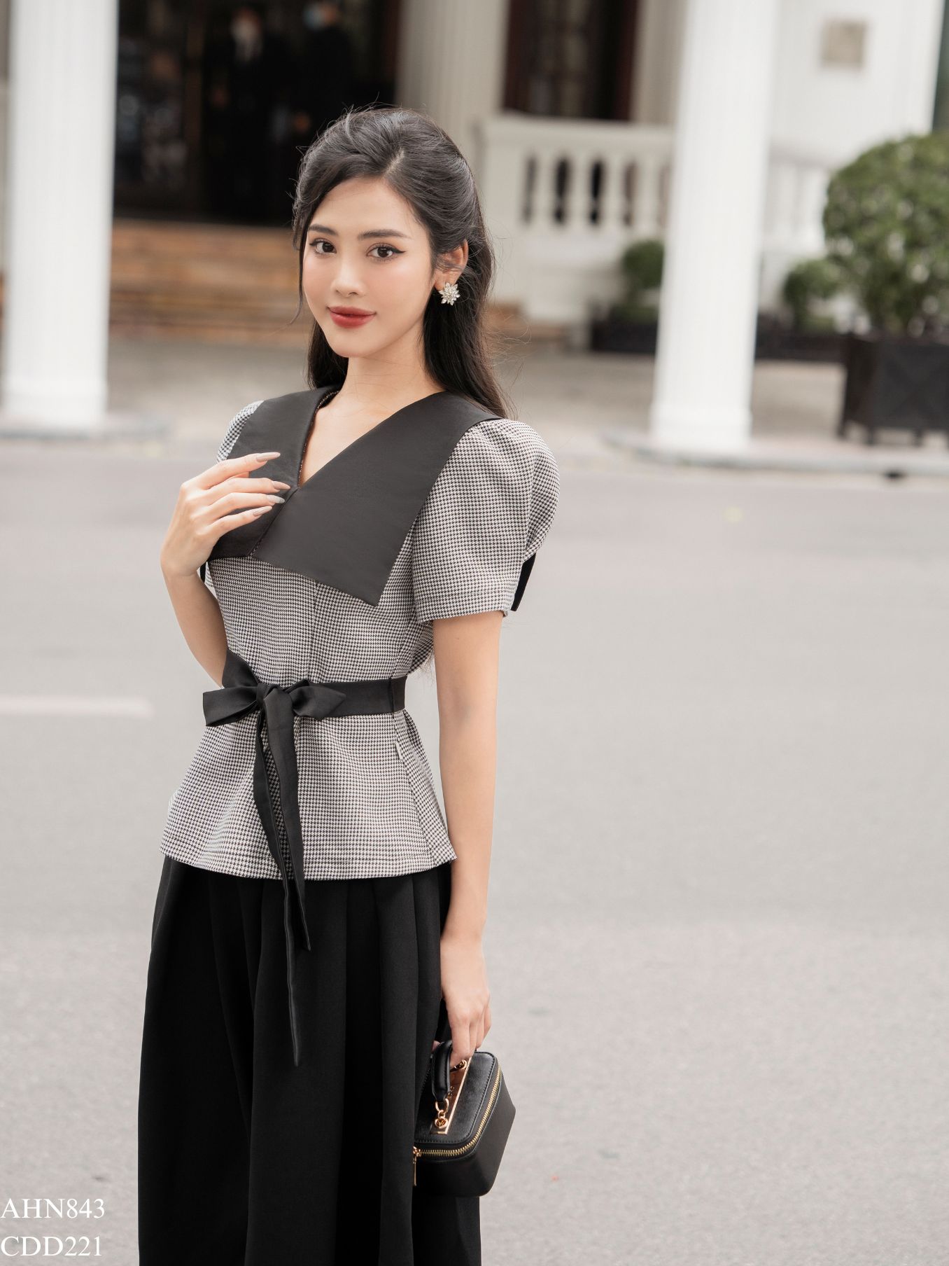 Chân váy cạp liền V ly súp dáng xoè TIINSTORE CHD221