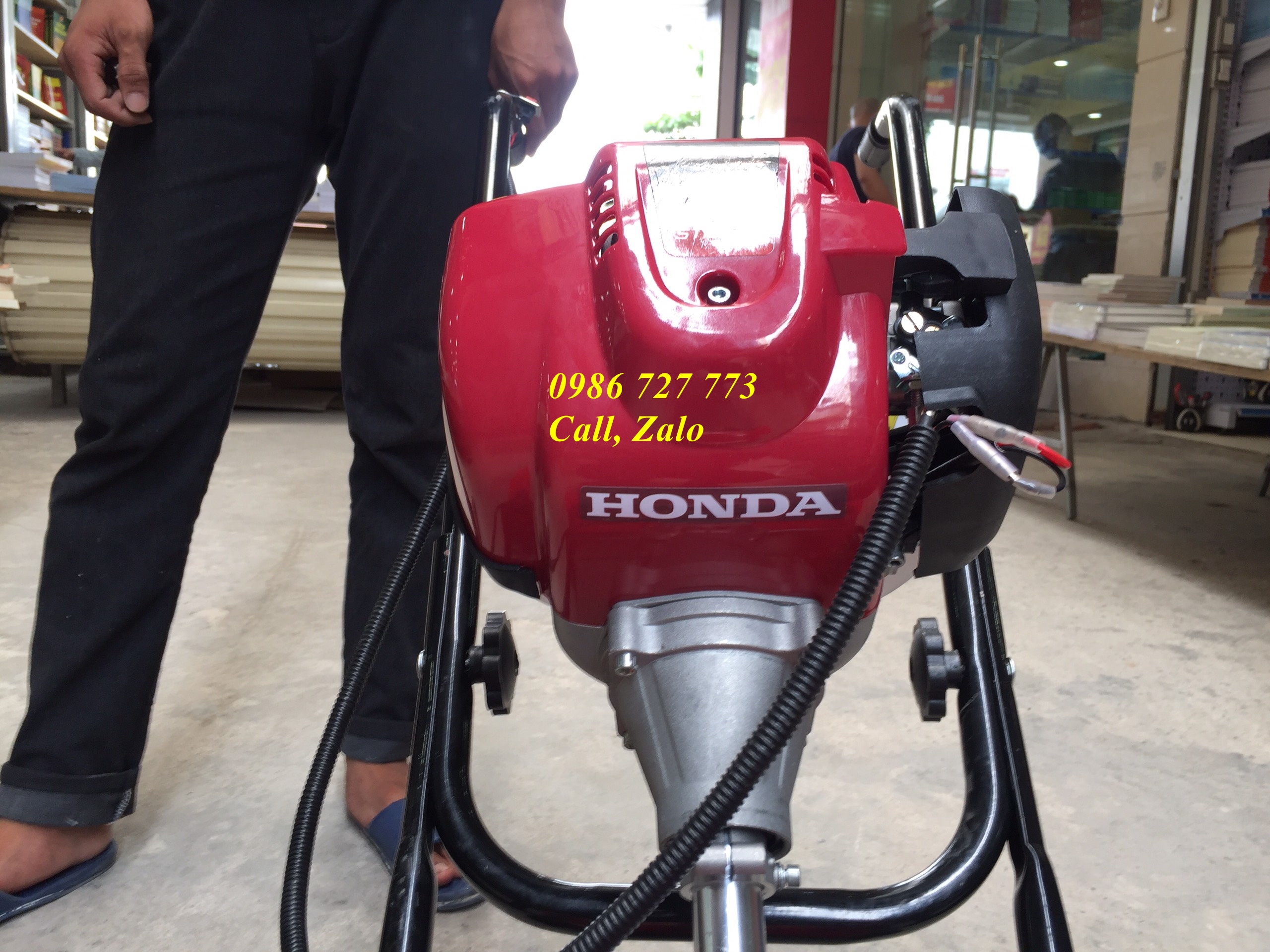 MÁY XỚI ĐẤT MINI ĐỘNG CƠ 4 THÌ GX 35