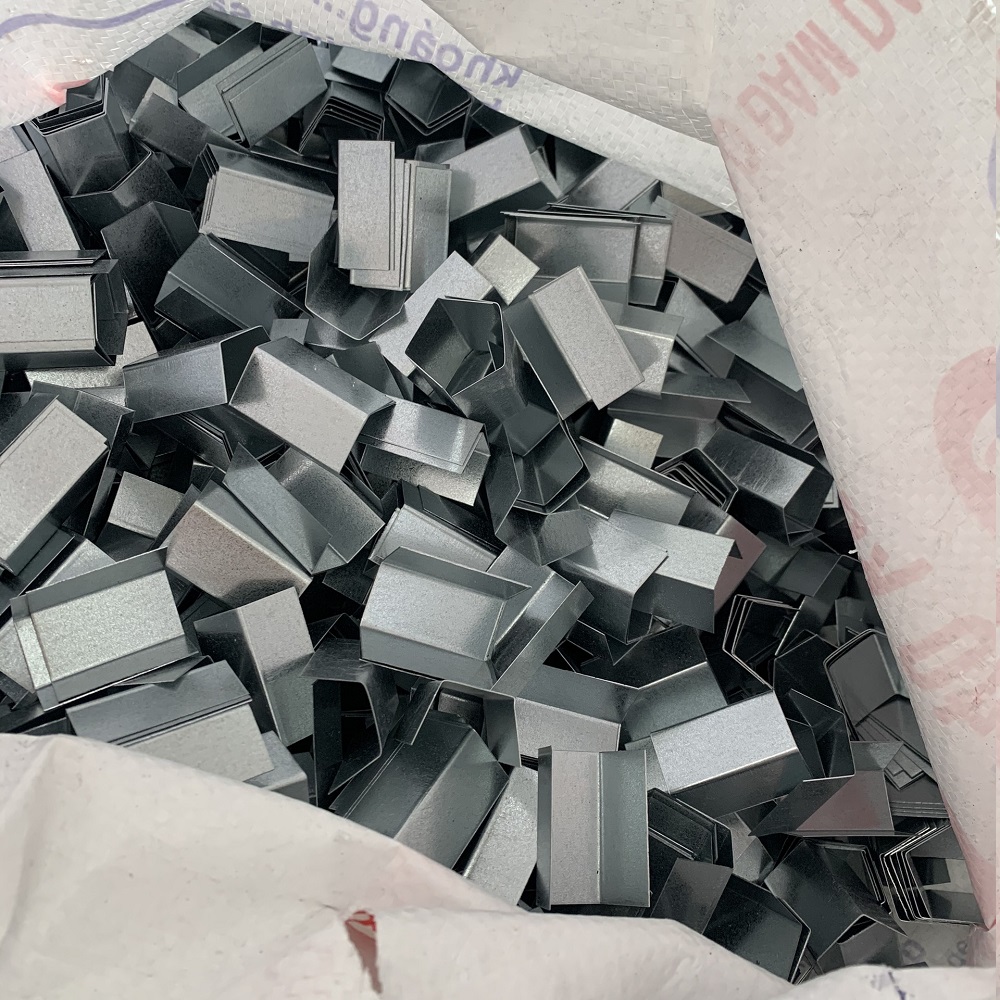 Bọ sắt đóng dây đai 1kg
