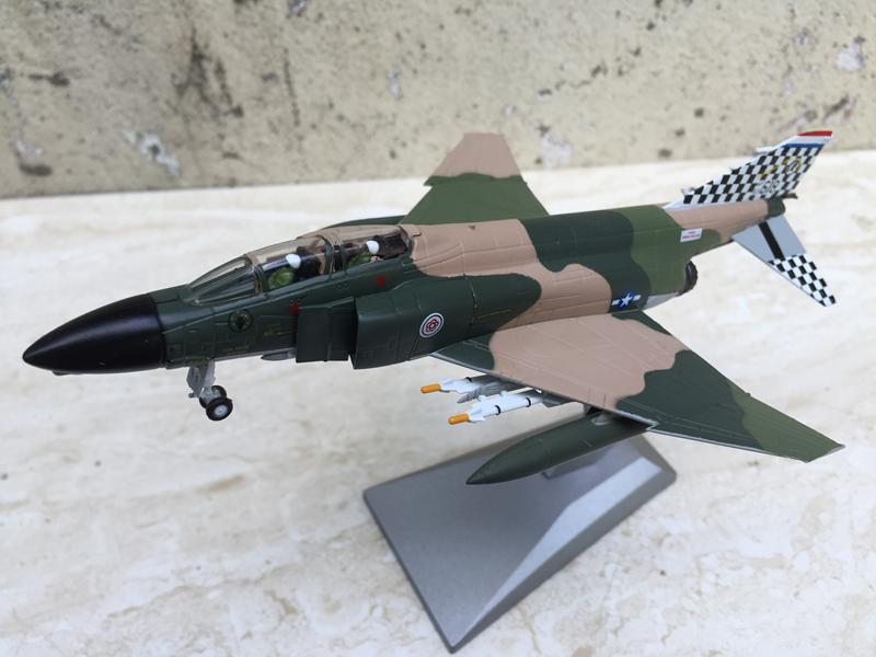 [HCM]Mô hình Máy bay F-4A Phantom II 1/100