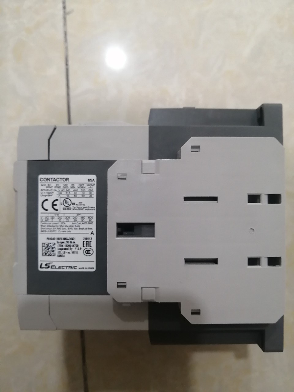 Khởi động từ ( Contactor ) MC-65a 3P 65A Coil 220VAC